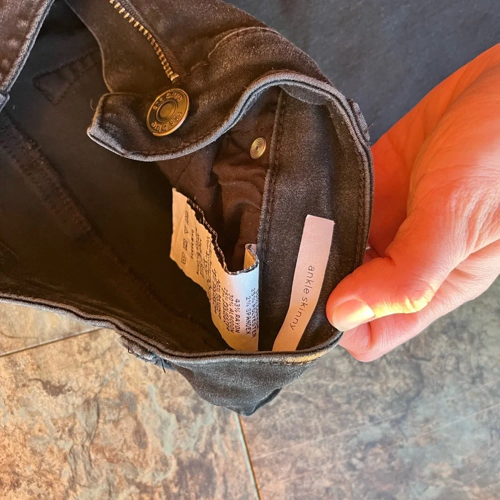 2 Pairs of STS Blue BLACK Skinny Jeans - Picture 2 of 8
